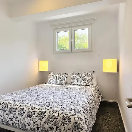 Innhome - La Marina *