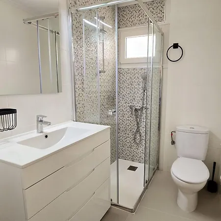 Innhome - La Marina Apartment